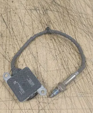 Mercedes-Benz S W222 Lambda probe sensor A0009053009