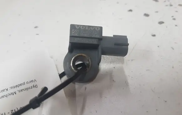Volvo V40 Airbag deployment crash/impact sensor 31387312