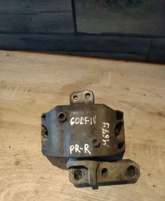 Volkswagen Golf IV Engine mount bracket DO199262
