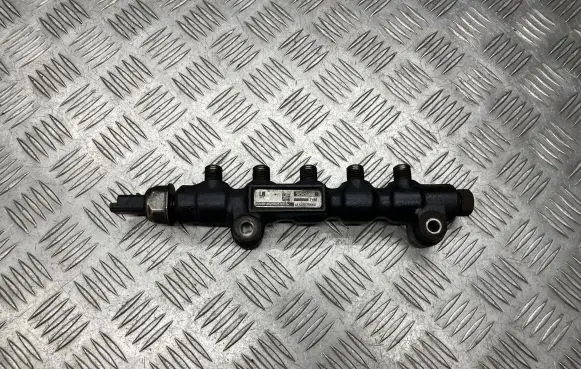 Ford Focus Fuel main line pipe 9654592680 AE245145
