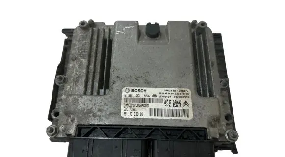 Peugeot 308 Engine control unit/module 9806460480 0281031864 9813283980