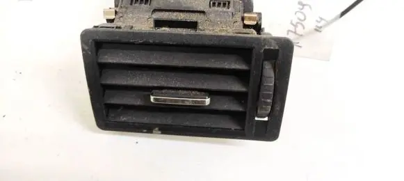 Ford Focus C-MAX Dash center air vent grill 3M51R018B08AFW 3M51-R018B08-AFW