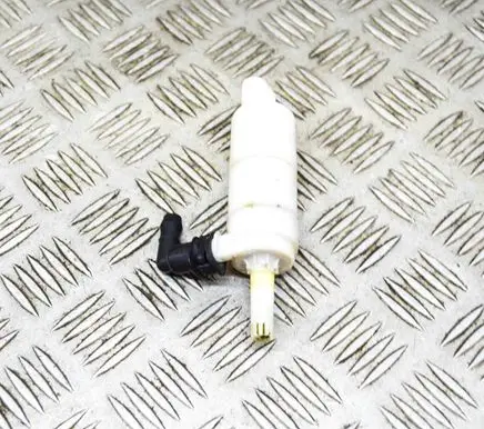 Mercedes-Benz E W211 Windscreen/windshield washer pump