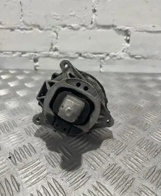 BMW 4 F32 F33 Engine mount bracket 6859414