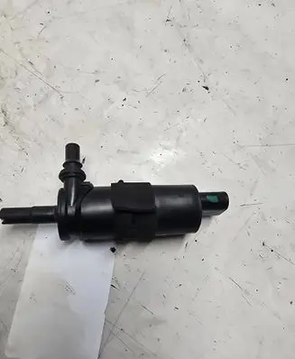 Audi A6 C7 Headlight washer pump 6R0955681