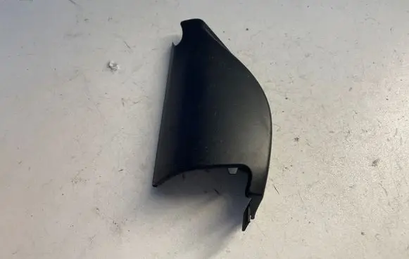 Renault Megane IV Other front door trim element 802930774R