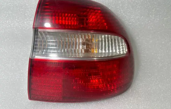 Volvo S40, V40 Tail light bulb cover holder 28562005