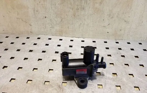 Subaru Outback Vacuum valve 14471AA220 1397001041