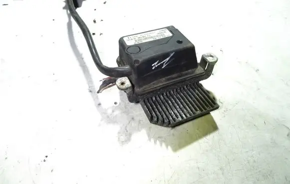 Coolant fan relay