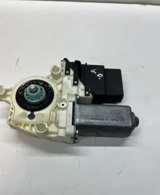 Volkswagen PASSAT B6 Rear door window regulator motor 993425200 58715 F005S00208