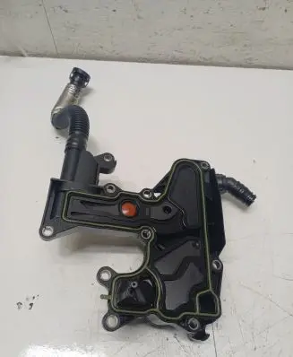 Audi A3 S3 8P Oil breather separator 06H103495E