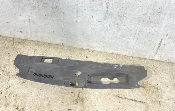 Engine bonnet/hood lock trim molding
