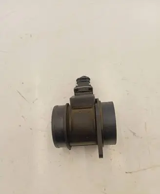 Volvo S40, V40 Mass air flow meter 239903
