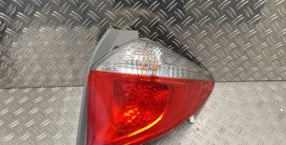 Toyota Verso-S Rear/tail lights