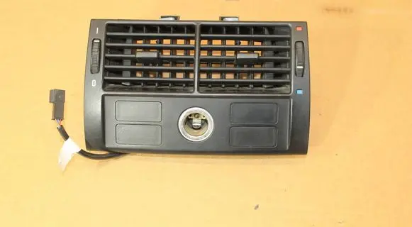BMW X5 E53 Rear air vent grill 8409081 8370910 8370911