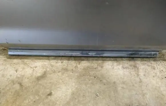 Mazda CX-7 Front door trim (molding) 