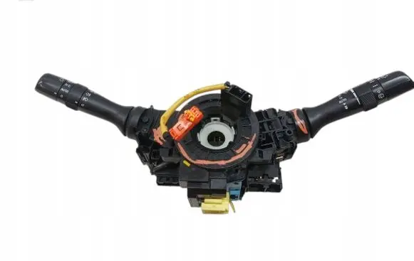 Wiper turn signal indicator stalk/switch