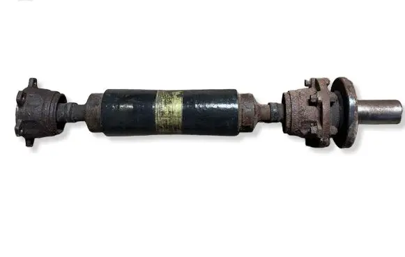 Mitsubishi Pajero Rear driveshaft/prop shaft MR498