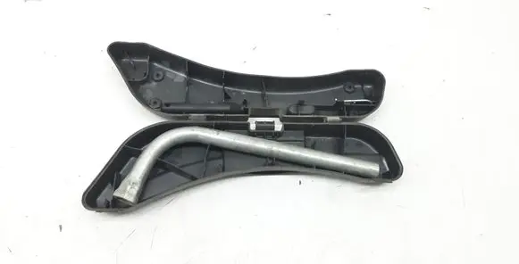 Audi A4 S4 B6 8E 8H Tool set 8N0012219 8E0012111