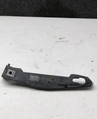 Citroen C3 Rear bumper mounting bracket 9813132480