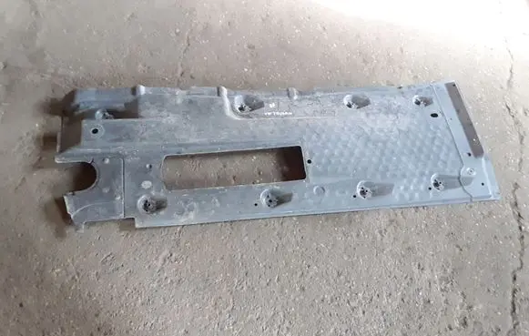 Volkswagen Touran I Other under body part 1K0825212L
