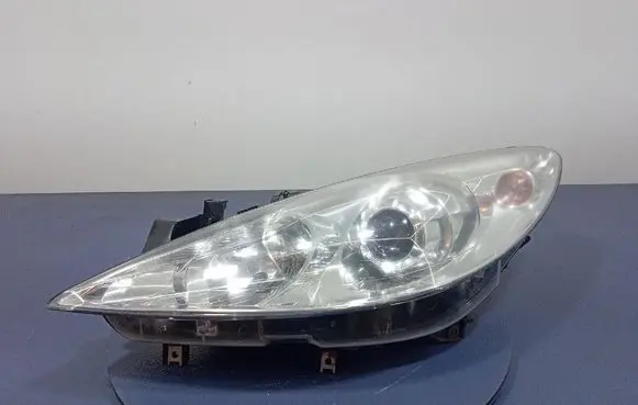 Peugeot 307 Headlight/headlamp 20B224