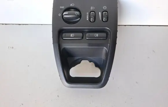 Volvo XC90 Light switch 8685452 7923