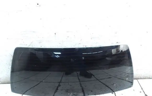 Volkswagen Golf IV Rear windscreen/windshield window AS2