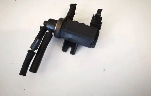 Volkswagen Golf IV Turbo solenoid valve 1h0906627