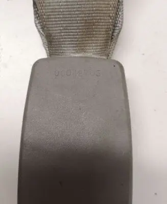 Hyundai Santa Fe Front seatbelt buckle 06042705