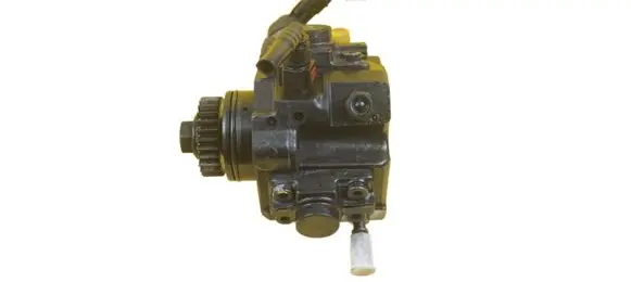 Nissan Qashqai Fuel injection high pressure pump 0445010250 R9M405