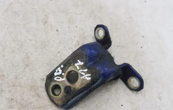 Nissan X-Trail T30 Front door upper hinge NOCODE
