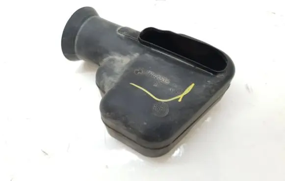 BMW 5 E39 Intake resonator 1742538