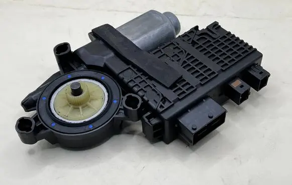 Citroen C4 Grand Picasso Rear glass lock/latch C433 9674032580