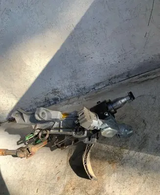 Ford C-MAX II Steering column universal joint