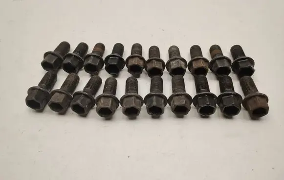 Mercedes-Benz E W212 Nuts/bolts 