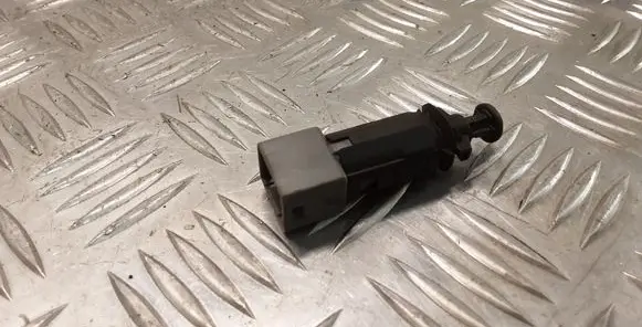 Clutch pedal sensor