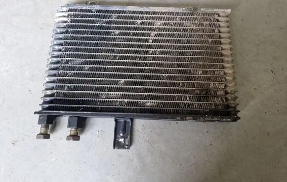 Mitsubishi L200 Engine oil radiator 