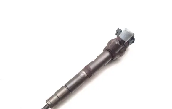 Jaguar XE Fuel injector G4D39K546CA 0445110664
