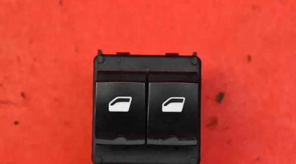 Peugeot 208 Electric window control switch 96664313ZD