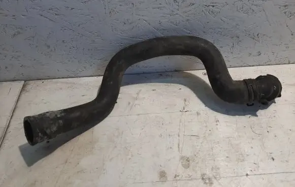 Skoda Superb B6 (3T) Engine coolant pipe/hose 6Q0122291E