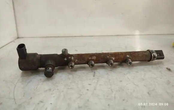 Fuel main line pipe
