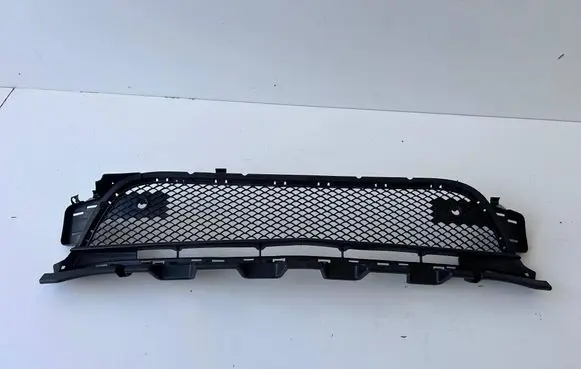 Mercedes-Benz CLA C117 X117 W117 Front bumper lower grill 1178852122
