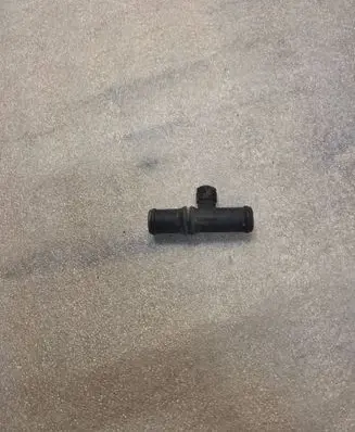Audi A8 S8 D2 4D Engine coolant pipe/hose 4D0819159