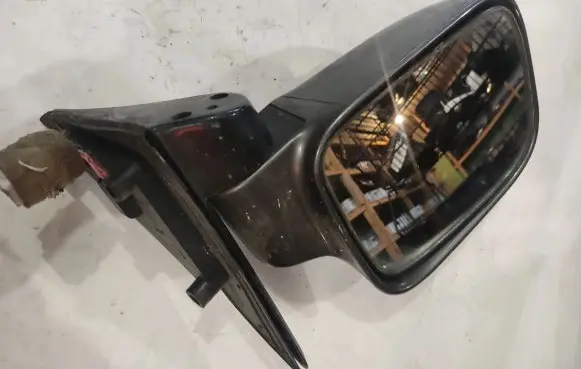 Opel Monterey Front door electric wing mirror