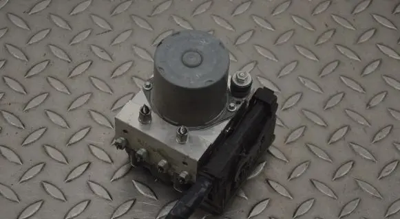 Mazda MX-5 NC Miata ABS Pump NH44437A0 0265235616