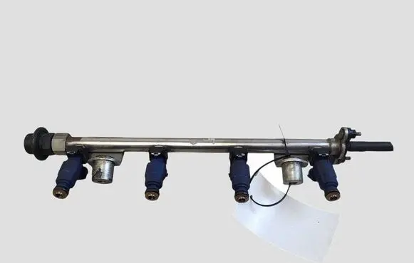 Hyundai i30 Fuel main line pipe HMC3530123700 353102B000