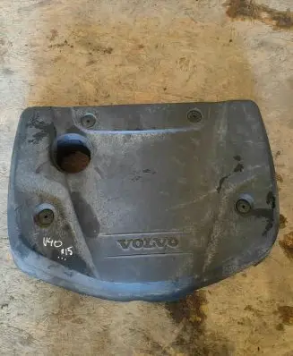 Volvo V40 Engine cover (trim) 31368888
