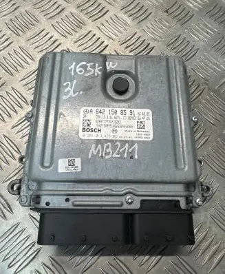 Mercedes-Benz E W211 Engine control unit/module A6421508591