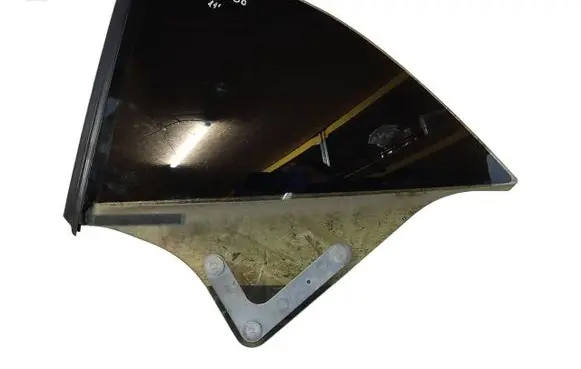 Audi S5 Rear side window 8P7845457 43R00082 DOT90AS2M40A
